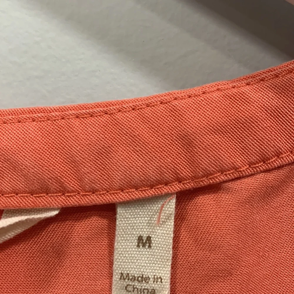 Soft Surroundings 100% Tencel V Neck 3/4 Tie Sleeve Shoulder Cut Top Medium